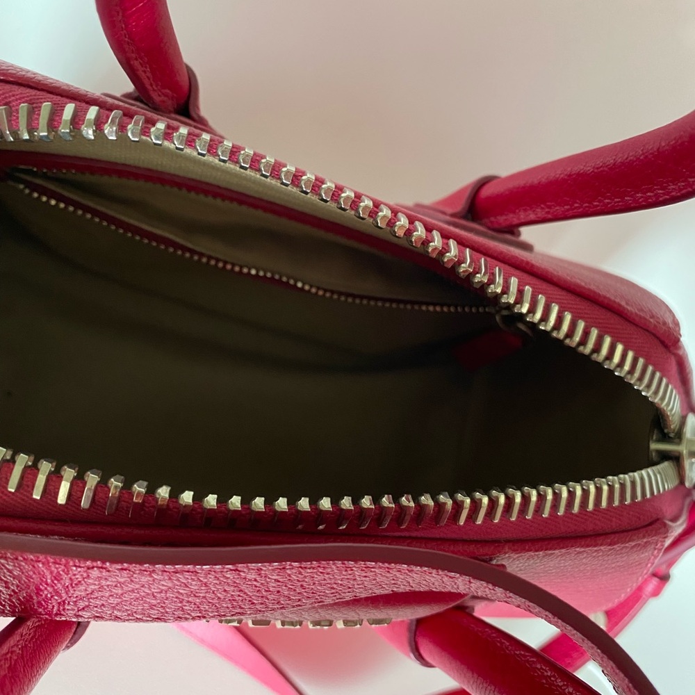 Givenchy Mini Antigona Bag - Picture 5 of 12